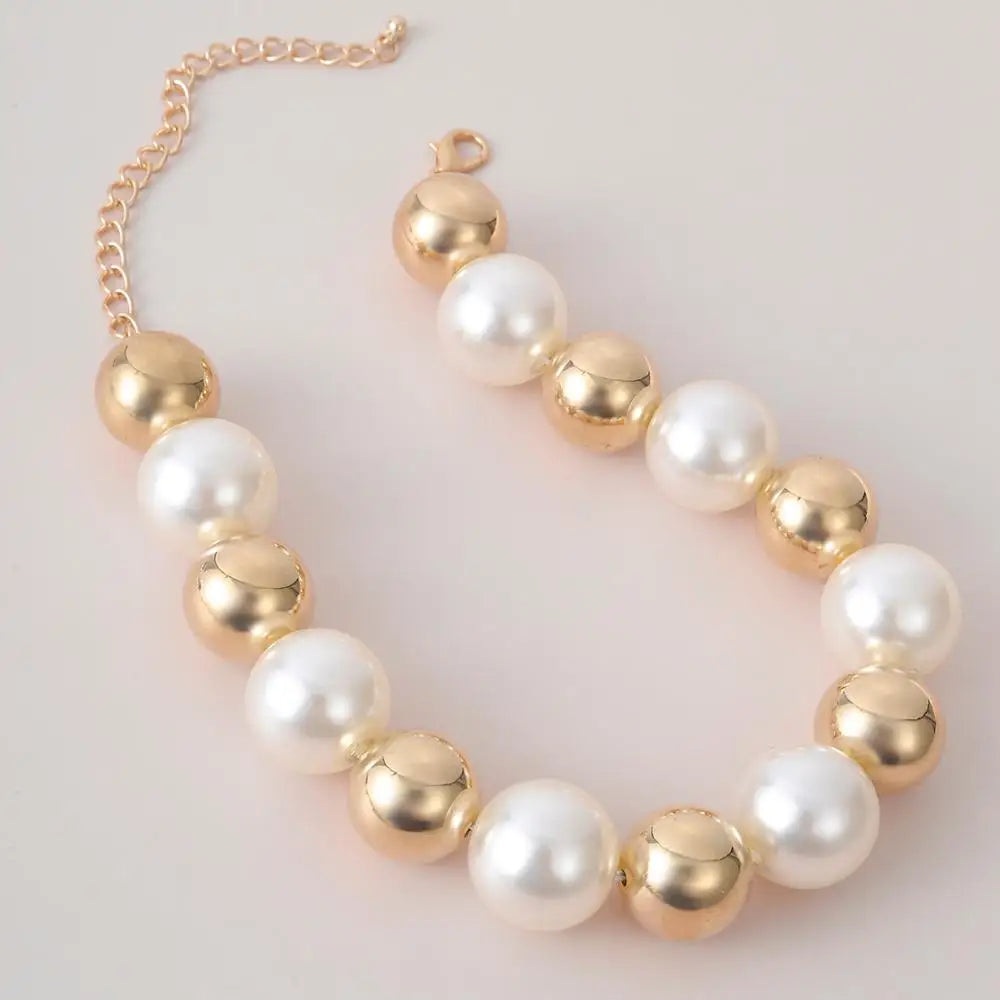 Bold Pearl Choker Necklace
