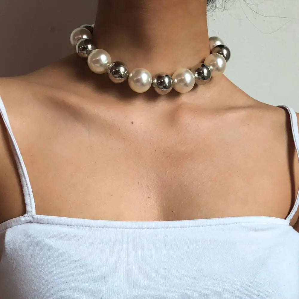 Bold Pearl Choker Necklace
